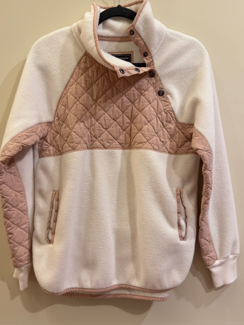 Abercrombie & Fitch Women’s Small Fleece Quilted Pullover Cream Blush Pink